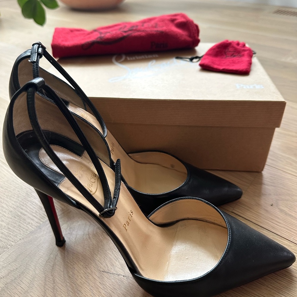 Flash Sale! Christian Louboutin Black Women's Ankle Strap Uptown 100 Heels